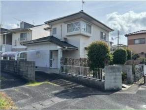 宇部市北琴芝、中古一戸建ての外観画像です