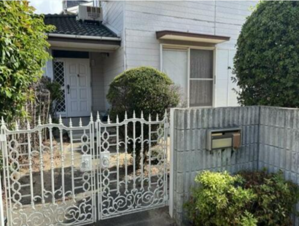 宇部市北琴芝、中古一戸建ての外観画像です