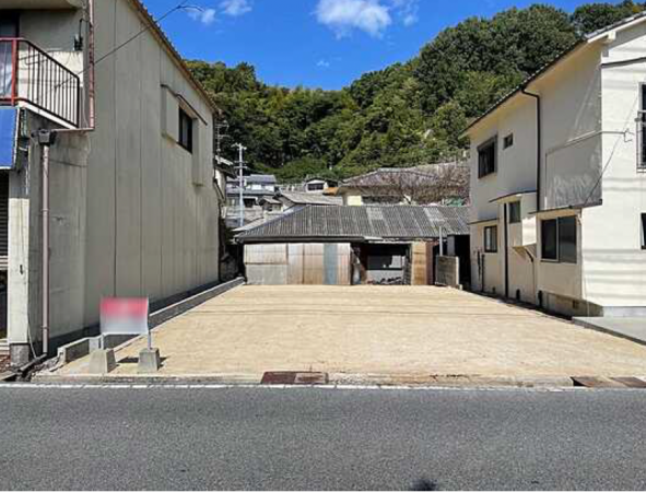呉市仁方本町、土地の画像です