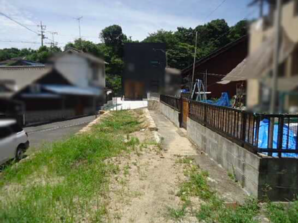 呉市東塩屋町、土地の画像です
