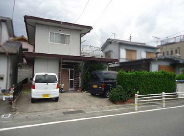 呉市焼山泉ヶ丘、収益物件/住宅の画像です