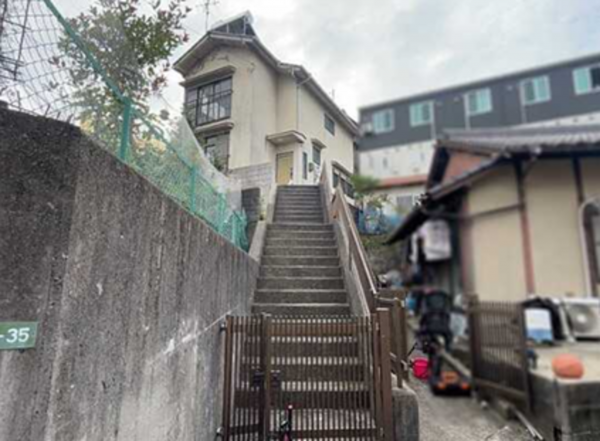 広島市中区江波南、中古一戸建ての画像です