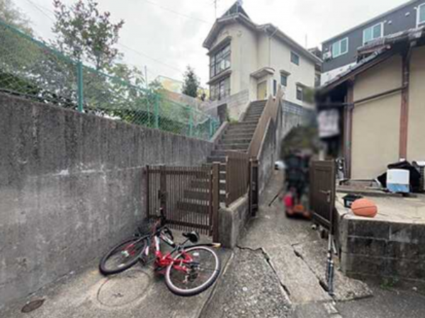 広島市中区江波南、中古一戸建ての画像です