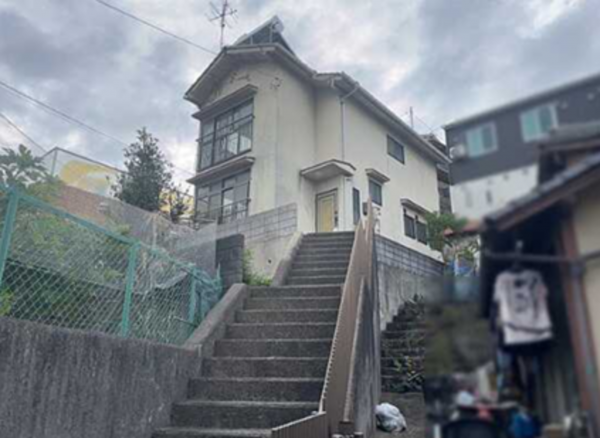 広島市中区江波南、中古一戸建ての画像です
