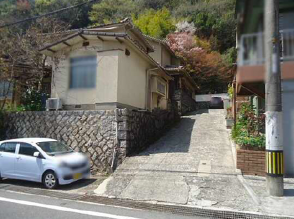 呉市二河峡町、中古一戸建ての画像です