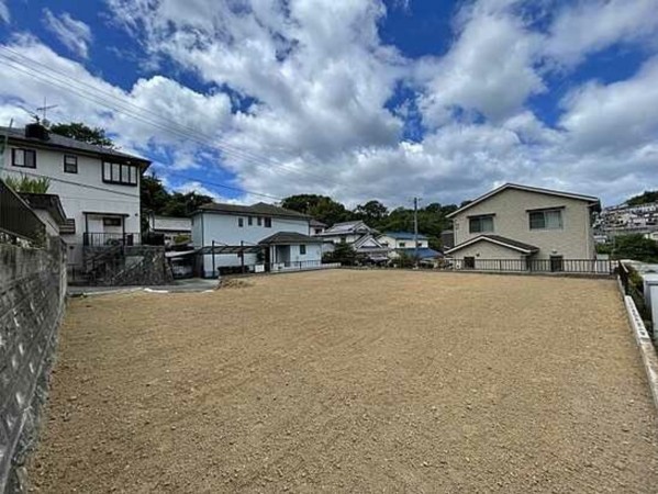 呉市焼山桜ヶ丘、土地の画像です