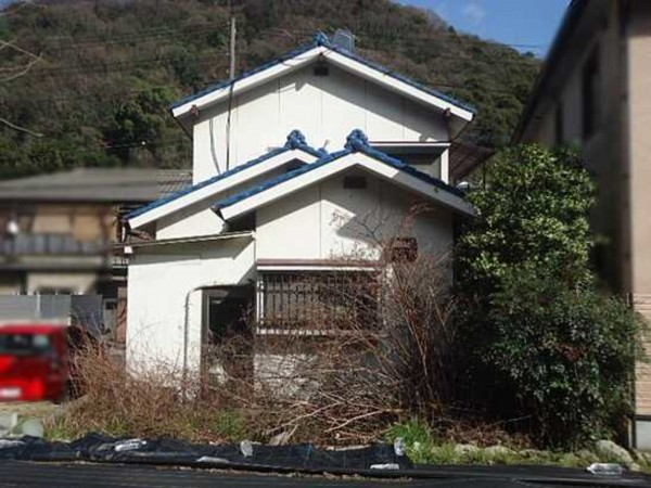呉市広石内、中古一戸建ての画像です