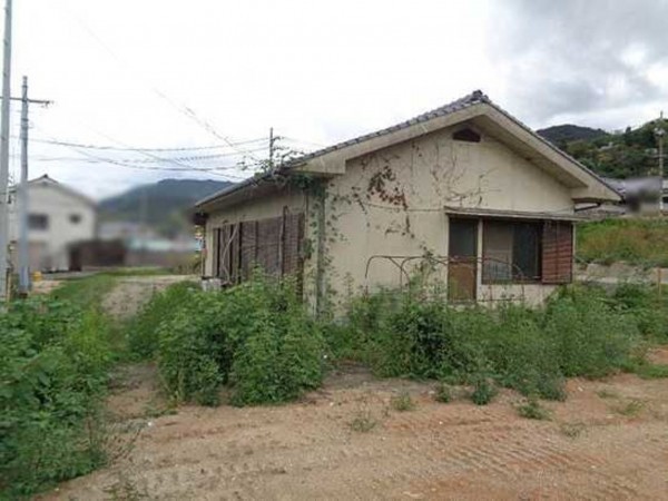 呉市川尻町東、中古一戸建ての画像です