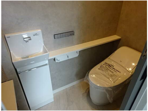 広島市南区旭、新築一戸建てのトイレ画像です