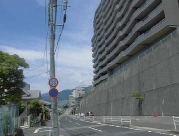 広島市西区井口台、マンションの画像です