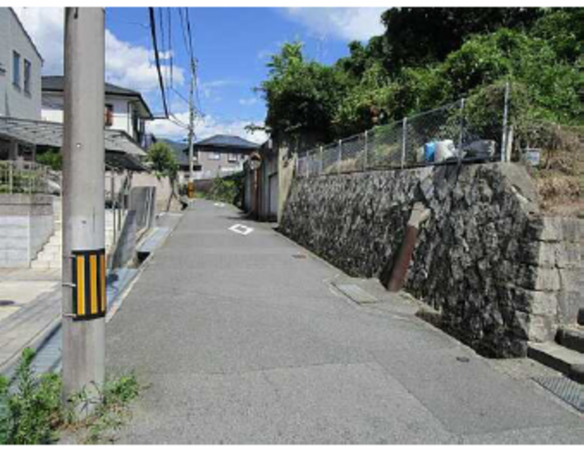 広島市東区中山鏡が丘、土地の画像です