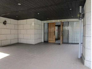 広島市東区中山中町、マンションのエントランス画像です