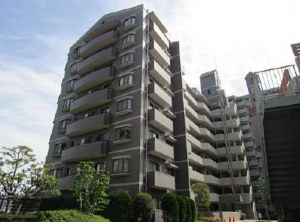 広島市東区東山町、マンションの外観画像です