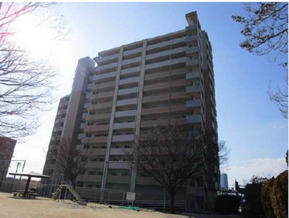 広島市東区東山町、マンションの外観画像です