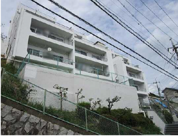 広島市東区光が丘、マンションの外観画像です