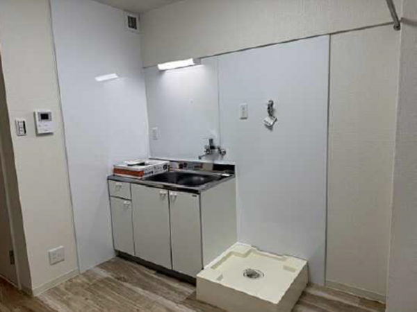 広島市東区光町、マンションのキッチン画像です