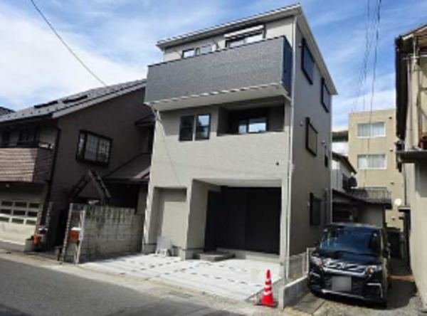 広島市南区青崎、新築一戸建ての外観画像です