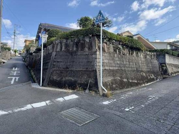 呉市焼山桜ヶ丘、土地の画像です