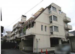 広島市東区戸坂新町、マンションの外観画像です