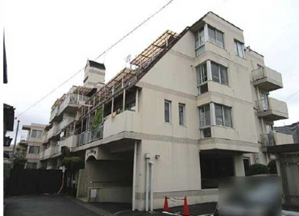 広島市東区戸坂新町、マンションの外観画像です