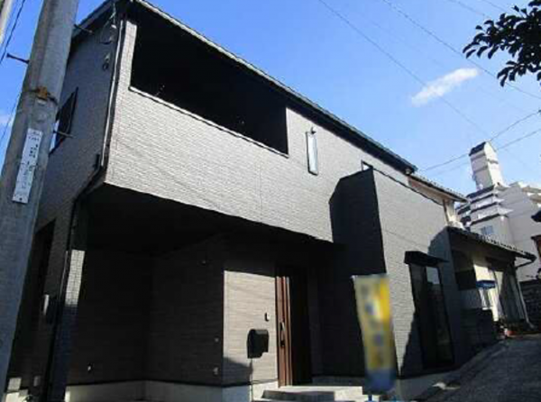 広島市東区戸坂新町、中古一戸建ての外観画像です