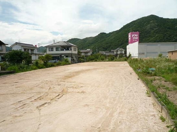 呉市安浦町中央、土地の画像です