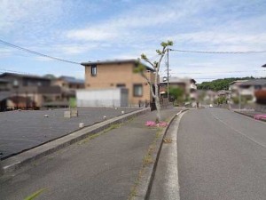 呉市郷原学びの丘、土地の画像です