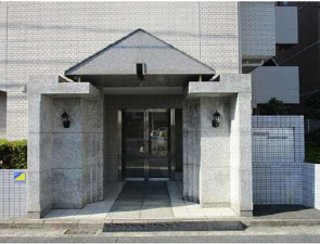 広島市東区戸坂山崎町、マンションのエントランス画像です