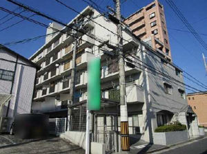 広島市東区戸坂山崎町、マンションの外観画像です