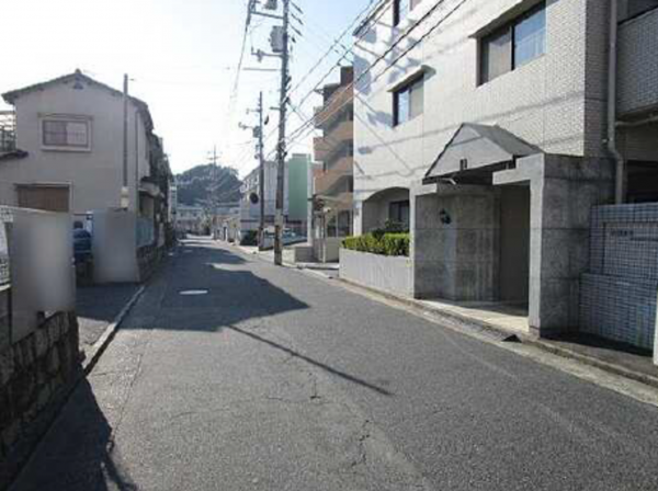 広島市東区戸坂山崎町、マンションの画像です