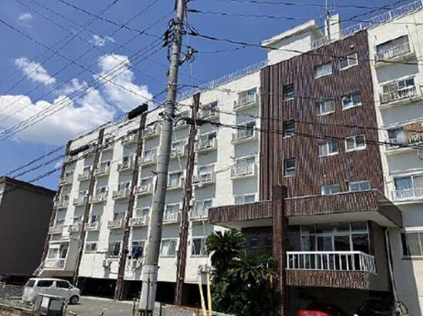 広島市東区山根町、マンションの外観画像です