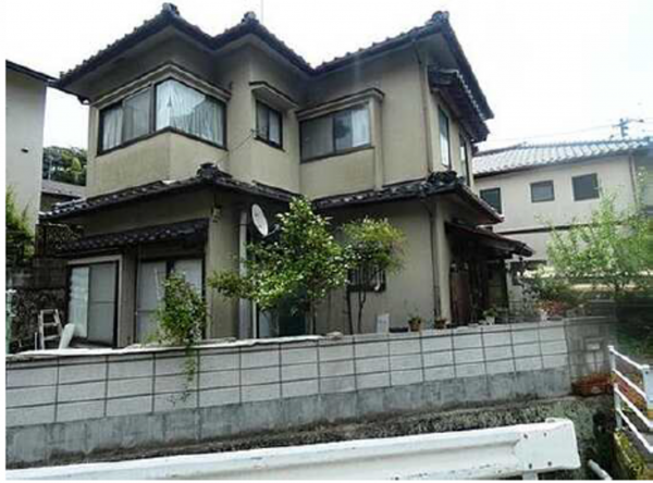 広島市東区上温品、中古一戸建ての外観画像です