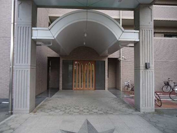 呉市仁方桟橋通、マンションの画像です