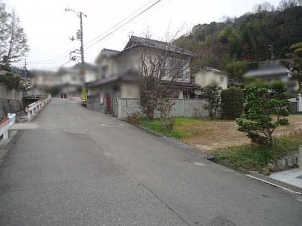 呉市梅木町、土地の画像です