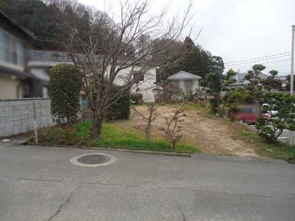 呉市梅木町、土地の画像です