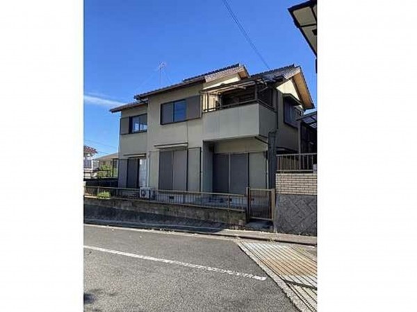 呉市神山、中古一戸建ての画像です