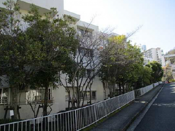 広島市西区鈴が峰町、マンションの画像です