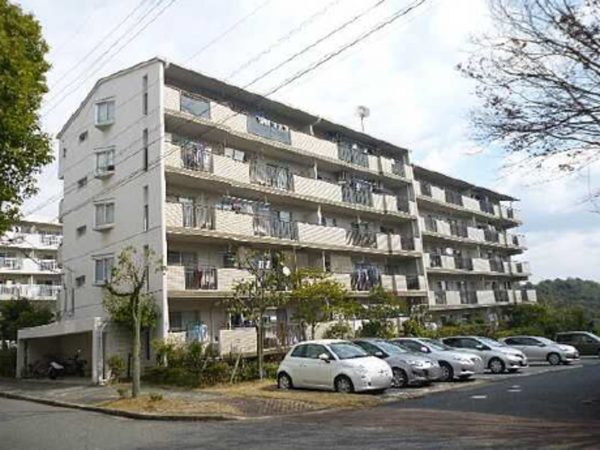 広島市西区鈴が峰町、マンションの画像です