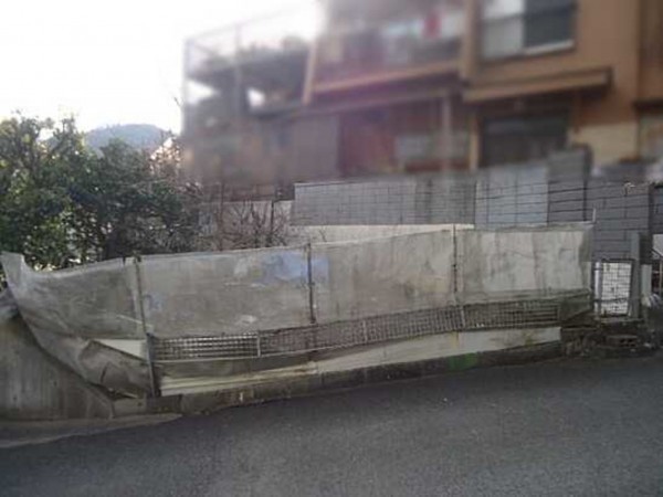 呉市阿賀中央、土地の画像です