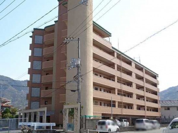 呉市広白石、マンションの画像です