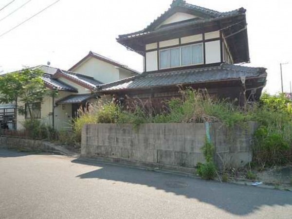 呉市安浦町中央北、土地の画像です