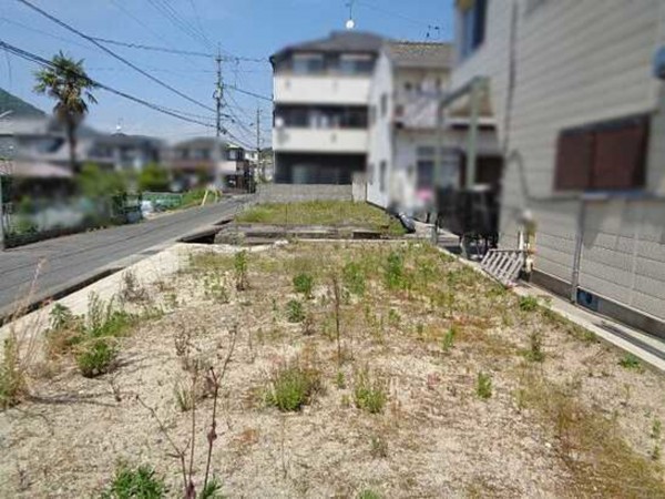 呉市広杭本町、土地の画像です
