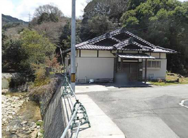 広島市東区馬木、中古一戸建ての外観画像です