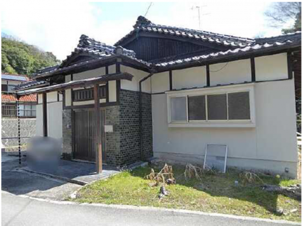 広島市東区馬木、中古一戸建ての外観画像です