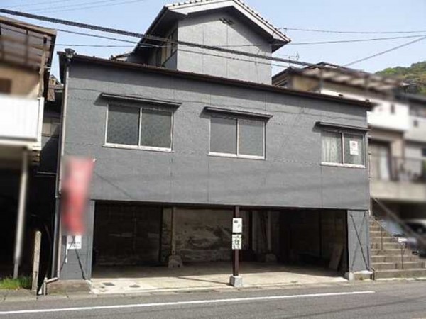 呉市警固屋、中古一戸建ての画像です
