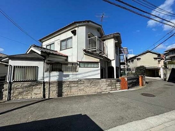 呉市清水、中古一戸建ての画像です
