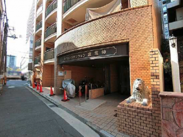 広島市南区東荒神町、マンションの画像です