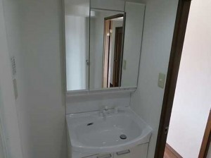 呉市広本町、マンションの画像です