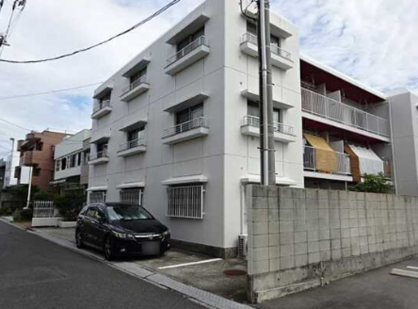 広島市南区西霞町、マンションの画像です