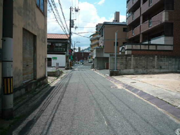 広島市南区東雲本町、マンションの画像です
